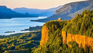 Columbia River Gorge 4nadia GettyImages 300