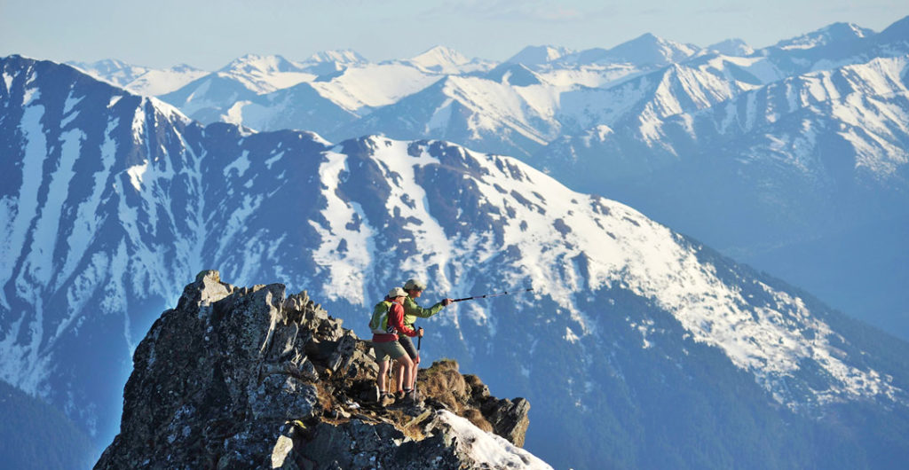 WORLD-CLASS HIKING AT CHUGACH STATE PARK IS JUST A SHORT DRIVE FROM ANCHORAGE.