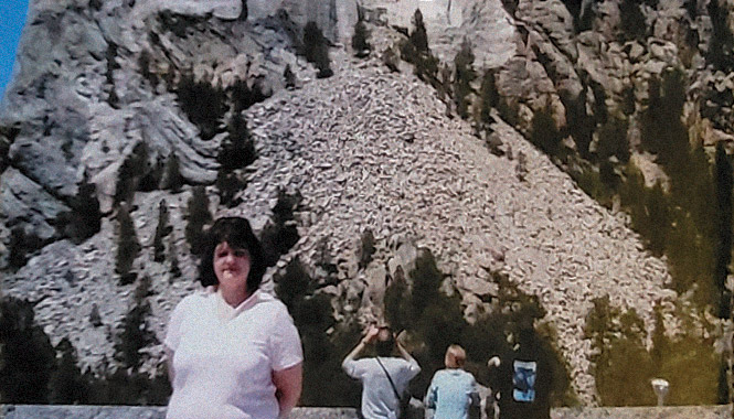 Heather Walmsley at Mount Rushmore