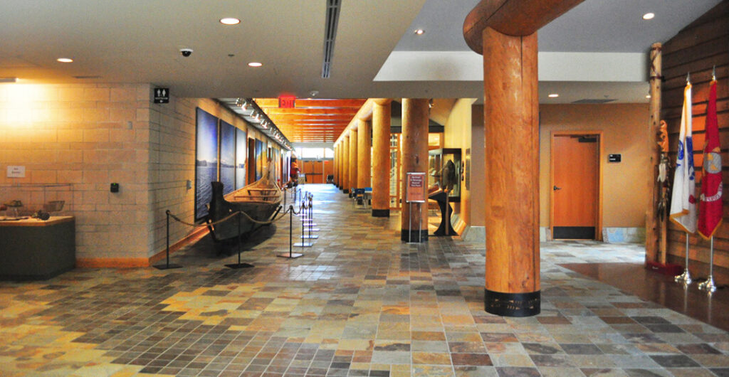 Native American Hibulb Cultural Center interior Joe Mabel flickr