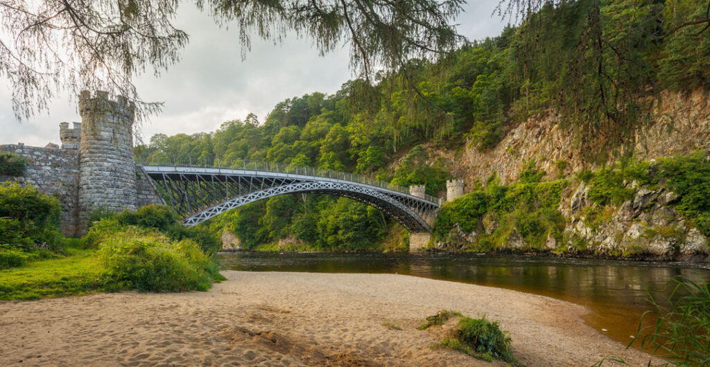 Spanning the River Spey at Craigellachie is Craigellachie Bridge, one of the many impressive feats of engineering you'll see along the Speyside River Trail.