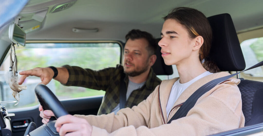 Teaching someone to drive might be challenge, but getting car insurance for teenagers doesn't have to be. Call AAA to learn how we can help you save on insurance.